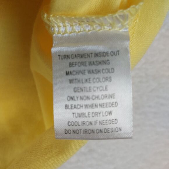 Disney Lilo & Stitch Jr Size Large Crop Crew Neck Tee Shirt Yellow - Picture 8 of 9